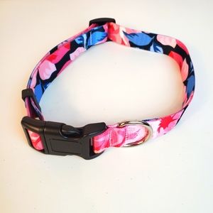 Dog collar, small to large.